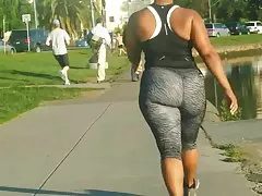 Sexy beauty gives in the ass