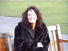 Sophisticated blonde, testrut two entrants