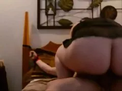 Young slut settled at the hotel to relocate