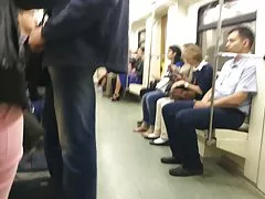 This asian slut is a master of sex!