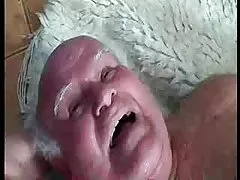 Played with her pussy and powerfully cumshot