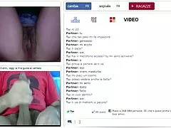 Girl in mini skirt uses the break to fuck